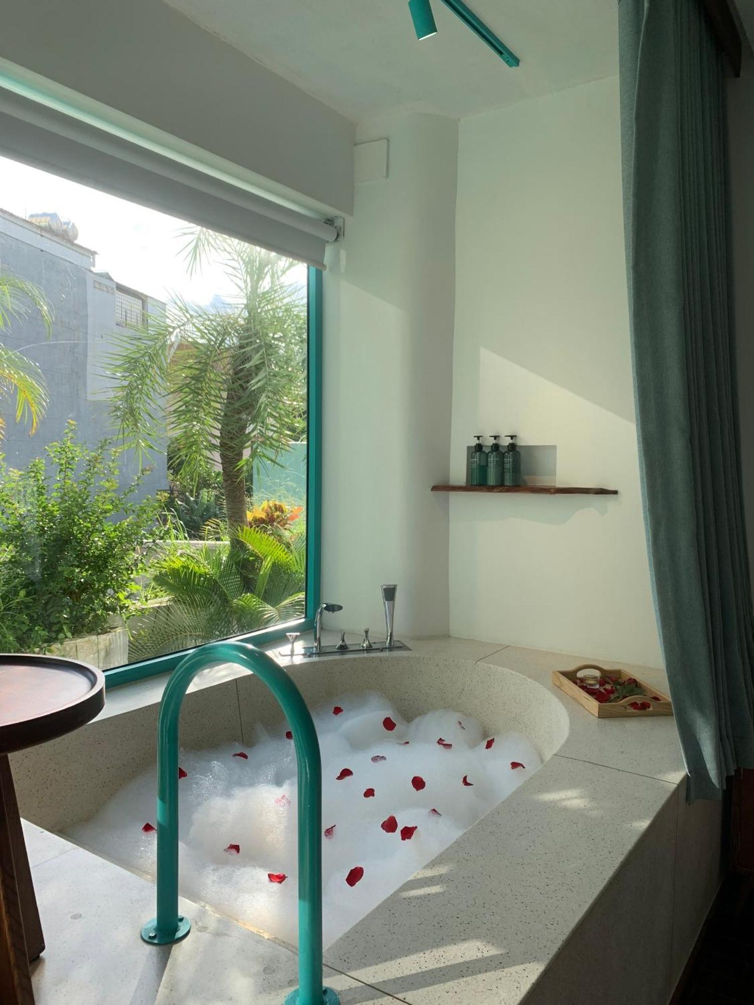 Hotel Le Bouton Da Nang Dış mekan fotoğraf